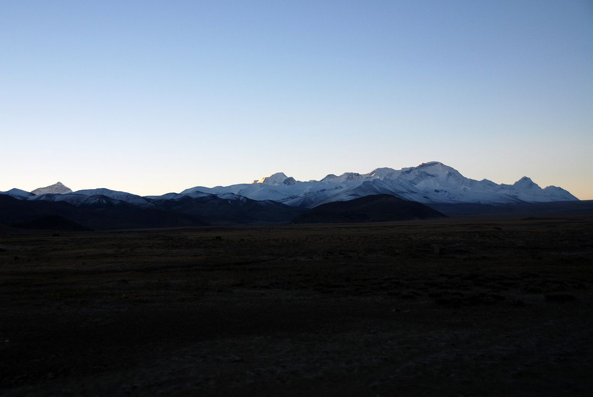 01 Mount Everest, Gyachung Kang, Cho Oyu, Nangpai Gosum I From Across Tingri Plain The mountain view across the plains from Tingri include Mount Everest, Gyachung Kang, Cho Oyu, and Nangpai Gosum I.